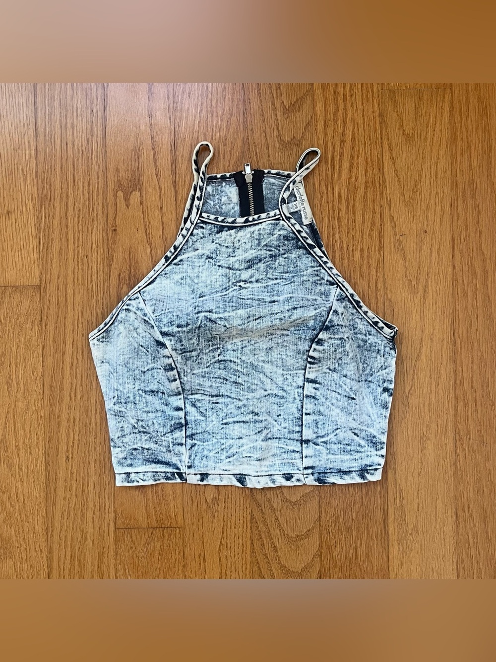 Light wash blue denim crop top with zip up back
